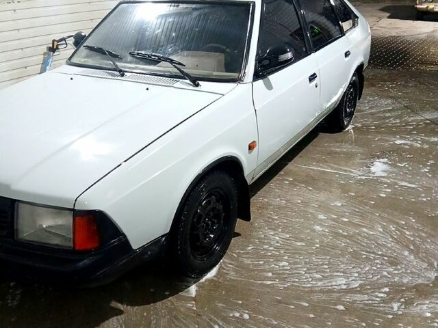 Серый Москвич / АЗЛК 2141, объемом двигателя 1.5 л и пробегом 180 тыс. км за 820 $, фото 2 на Automoto.ua