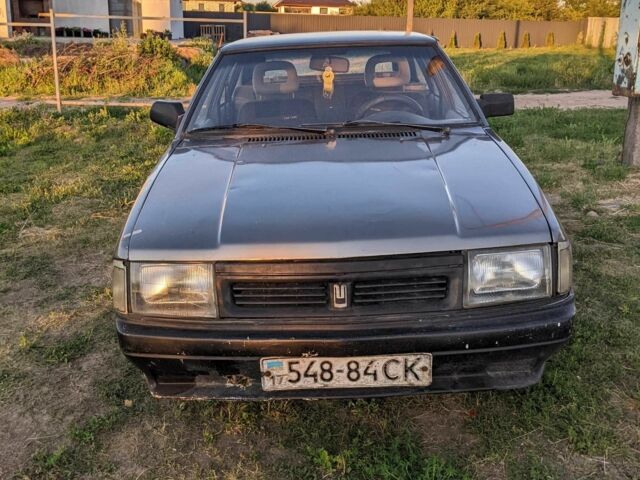 Москвич / АЗЛК 2141 1991 в Полтаве на Automoto.ua Серый Москвич / АЗЛК 2141, объемом двигателя 1.6 л и пробегом 300 тыс. км за 167 $, фото 1 на Automoto.ua