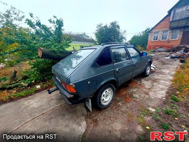 Москвич / АЗЛК 2141 1991 у Харкові на Automoto.ua Сірий Москвич / АЗЛК 2141, об'ємом двигуна 1.5 л та пробігом 0 тис. км за 900 $, фото 3 на Automoto.ua