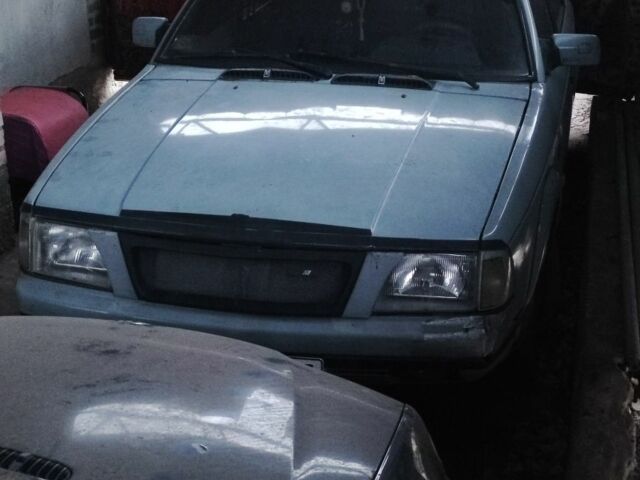 Сірий Москвич / АЗЛК 2141, об'ємом двигуна 1.5 л та пробігом 170 тис. км за 850 $, фото 1 на Automoto.ua