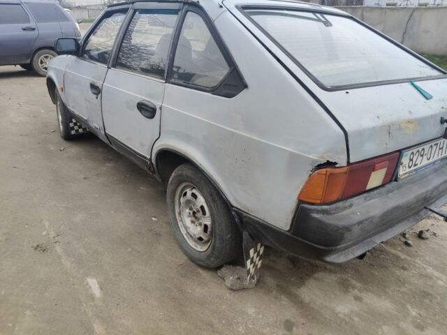 Серый Москвич / АЗЛК 2141, объемом двигателя 2 л и пробегом 2 тыс. км за 350 $, фото 1 на Automoto.ua