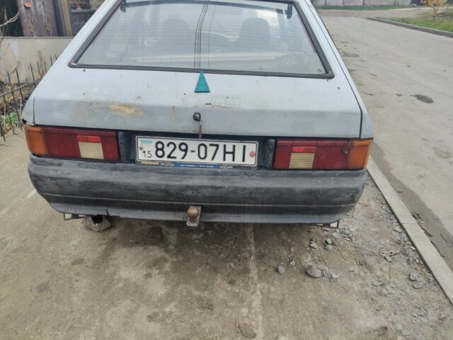 Серый Москвич / АЗЛК 2141, объемом двигателя 2 л и пробегом 2 тыс. км за 350 $, фото 2 на Automoto.ua