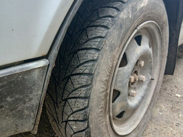 Серый Москвич / АЗЛК 2141, объемом двигателя 1.5 л и пробегом 246 тыс. км за 490 $, фото 1 на Automoto.ua