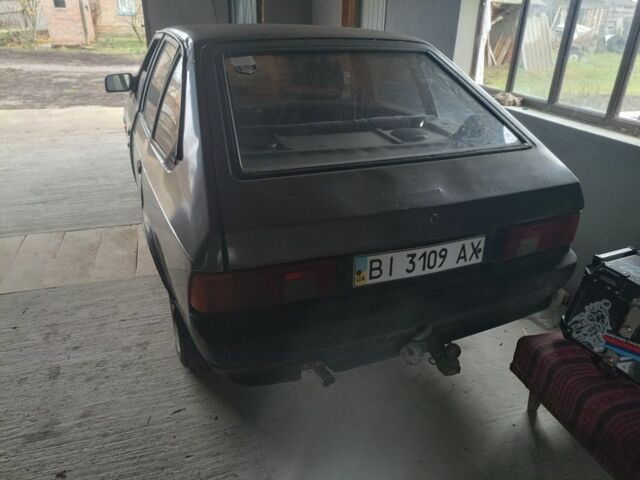 Сірий Москвич / АЗЛК 2141, об'ємом двигуна 1.5 л та пробігом 500 тис. км за 402 $, фото 2 на Automoto.ua