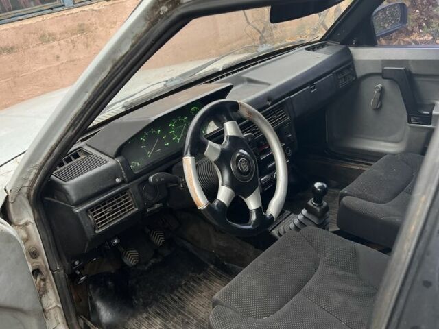 Серый Москвич / АЗЛК 2141, объемом двигателя 1.5 л и пробегом 250 тыс. км за 358 $, фото 3 на Automoto.ua