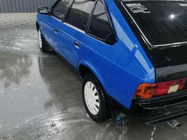 Синій Москвич / АЗЛК 2141, об'ємом двигуна 1.8 л та пробігом 114 тис. км за 1033 $, фото 2 на Automoto.ua