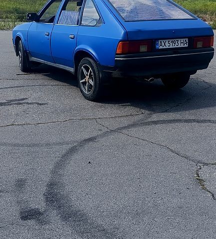 Синий Москвич / АЗЛК 2141, объемом двигателя 1.5 л и пробегом 158 тыс. км за 600 $, фото 4 на Automoto.ua