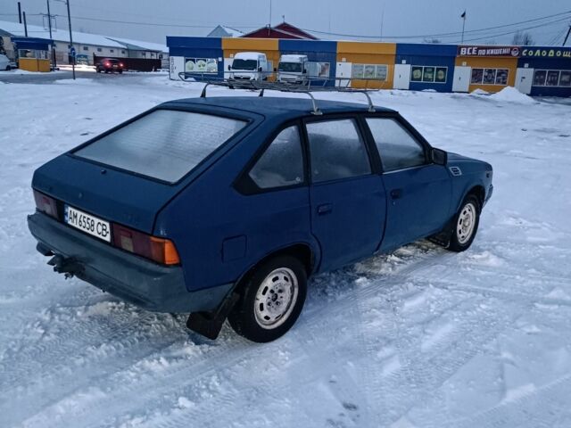 Синий Москвич / АЗЛК 2141, объемом двигателя 1.5 л и пробегом 75 тыс. км за 344 $, фото 1 на Automoto.ua