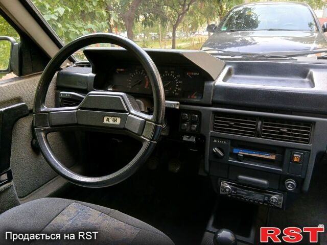 Синий Москвич / АЗЛК 2141, объемом двигателя 1.5 л и пробегом 200 тыс. км за 1000 $, фото 6 на Automoto.ua