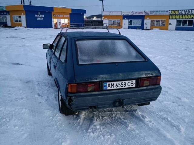 Синий Москвич / АЗЛК 2141, объемом двигателя 1.5 л и пробегом 75 тыс. км за 344 $, фото 2 на Automoto.ua