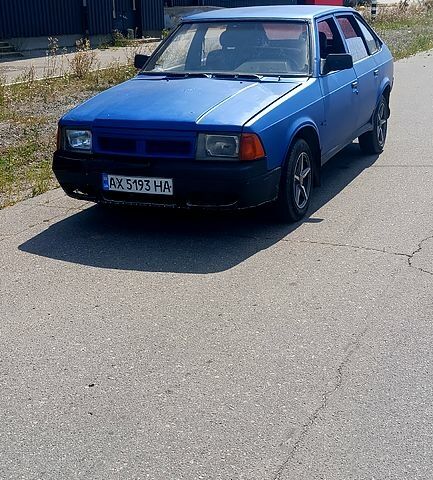 Синий Москвич / АЗЛК 2141, объемом двигателя 1.5 л и пробегом 158 тыс. км за 600 $, фото 5 на Automoto.ua