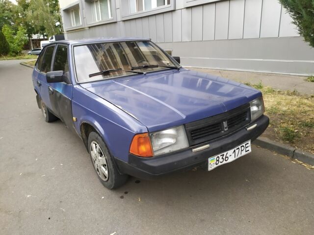 Синий Москвич / АЗЛК 2141, объемом двигателя 0 л и пробегом 100 тыс. км за 500 $, фото 2 на Automoto.ua