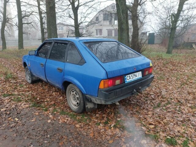 Синий Москвич / АЗЛК 2141, объемом двигателя 1.5 л и пробегом 199 тыс. км за 750 $, фото 6 на Automoto.ua