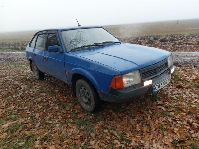 Синий Москвич / АЗЛК 2141, объемом двигателя 1.5 л и пробегом 199 тыс. км за 750 $, фото 4 на Automoto.ua