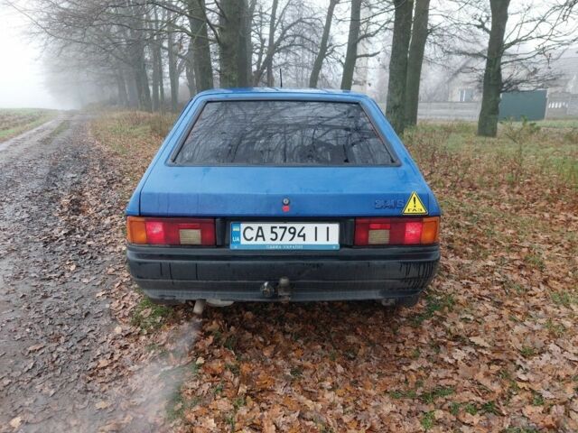 Синий Москвич / АЗЛК 2141, объемом двигателя 1.5 л и пробегом 199 тыс. км за 750 $, фото 1 на Automoto.ua