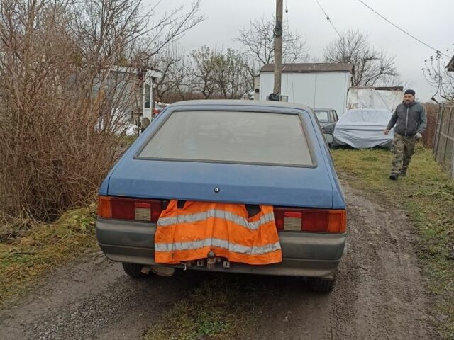 Синій Москвич / АЗЛК 2141, об'ємом двигуна 1.6 л та пробігом 125 тис. км за 400 $, фото 4 на Automoto.ua