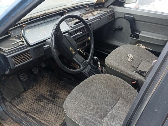 Синій Москвич / АЗЛК 2141, об'ємом двигуна 1.6 л та пробігом 125 тис. км за 400 $, фото 5 на Automoto.ua