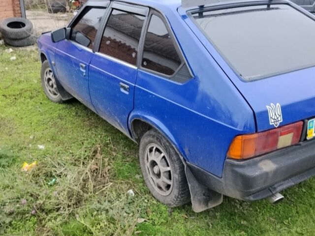 Синий Москвич / АЗЛК 2141, объемом двигателя 1 л и пробегом 200 тыс. км за 831 $, фото 1 на Automoto.ua