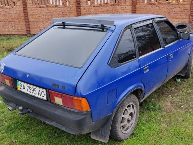 Синий Москвич / АЗЛК 2141, объемом двигателя 1 л и пробегом 200 тыс. км за 831 $, фото 2 на Automoto.ua