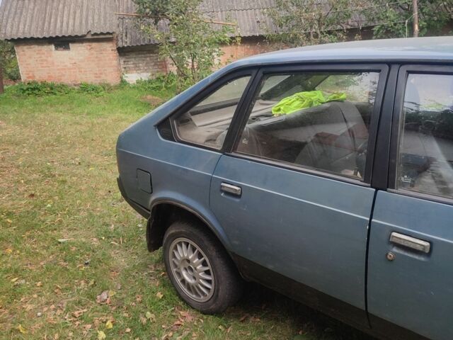 Москвич / АЗЛК 2141 1994 в Прилуках на Automoto.ua Синий Москвич / АЗЛК 2141, объемом двигателя 1.5 л и пробегом 10 тыс. км за 777 $, фото 2 на Automoto.ua