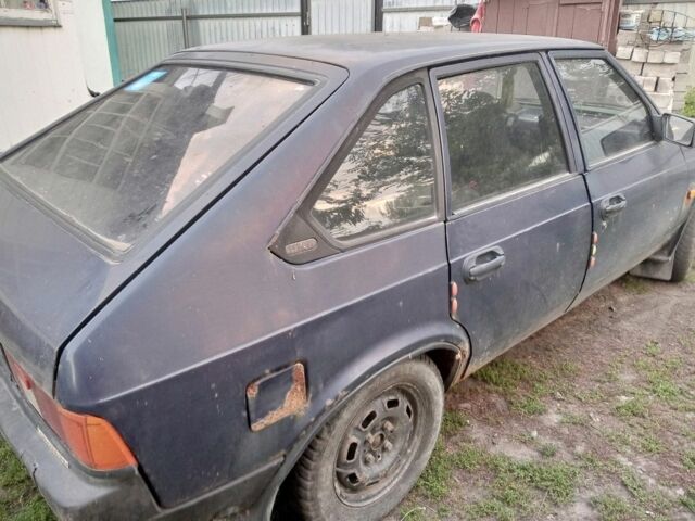 Синий Москвич / АЗЛК 2141, объемом двигателя 2 л и пробегом 100 тыс. км за 388 $, фото 5 на Automoto.ua