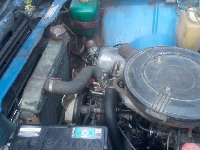 Москвич / АЗЛК 2141 1987 в Ровно на Automoto.ua Синий Москвич / АЗЛК 2141, объемом двигателя 1.5 л и пробегом 800 тыс. км за 350 $, фото 5 на Automoto.ua