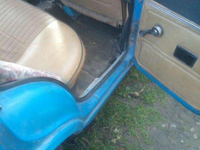 Москвич / АЗЛК 2141 1987 в Ровно на Automoto.ua Синий Москвич / АЗЛК 2141, объемом двигателя 1.5 л и пробегом 800 тыс. км за 350 $, фото 2 на Automoto.ua