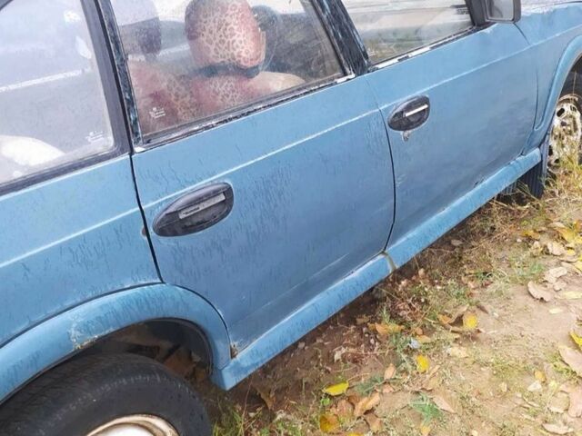 Москвич / АЗЛК 2141 1990 в Днепре (Днепропетровске) на Automoto.ua Синий Москвич / АЗЛК 2141, объемом двигателя 0 л и пробегом 111 тыс. км за 599 $, фото 1 на Automoto.ua