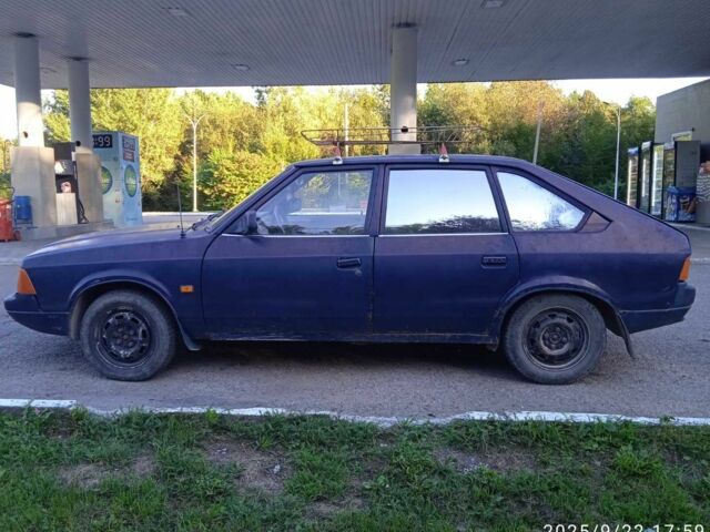 Синий Москвич / АЗЛК 2141, объемом двигателя 1.5 л и пробегом 39 тыс. км за 400 $, фото 1 на Automoto.ua