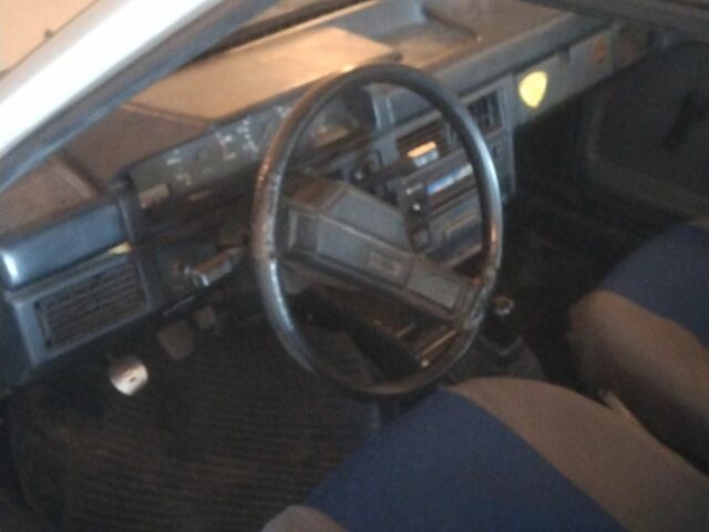 Сірий Москвич / АЗЛК 2901, об'ємом двигуна 0 л та пробігом 147 тис. км за 1800 $, фото 4 на Automoto.ua