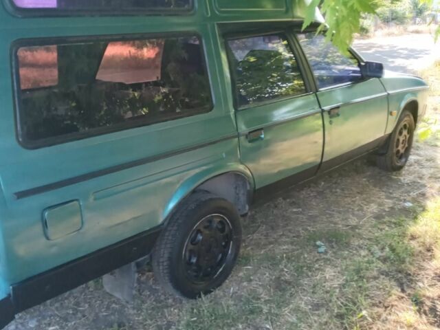 Зеленый Москвич / АЗЛК 2901, объемом двигателя 1 л и пробегом 1000 тыс. км за 1350 $, фото 1 на Automoto.ua