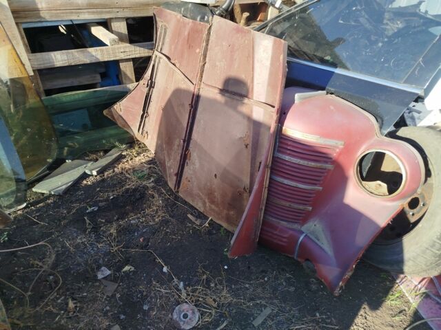 Москвич / АЗЛК 401 1951 в Одессе на Automoto.ua Красный Москвич / АЗЛК 401, объемом двигателя 1 л и пробегом 30 тыс. км за 1000 $, фото 3 на Automoto.ua