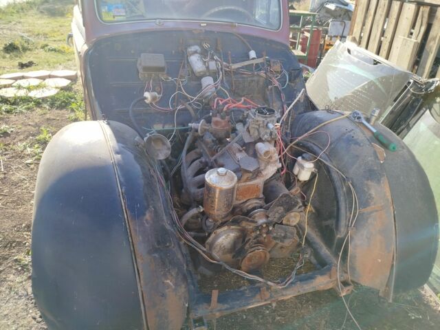 Москвич / АЗЛК 401 1951 в Одессе на Automoto.ua Красный Москвич / АЗЛК 401, объемом двигателя 1 л и пробегом 30 тыс. км за 1000 $, фото 4 на Automoto.ua