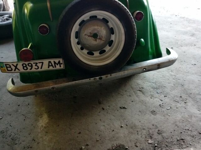 Зеленый Москвич / АЗЛК 401, объемом двигателя 0 л и пробегом 35 тыс. км за 3000 $, фото 2 на Automoto.ua