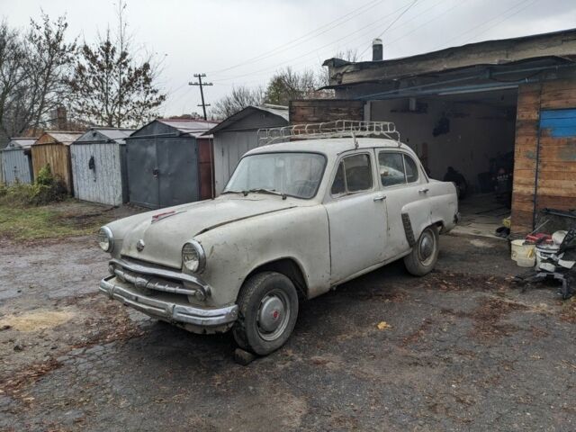 Москвич / АЗЛК 402 1957 в Полтаве на Automoto.ua Серый Москвич / АЗЛК 402, объемом двигателя 0 л и пробегом 87 тыс. км за 524 $, фото 2 на Automoto.ua