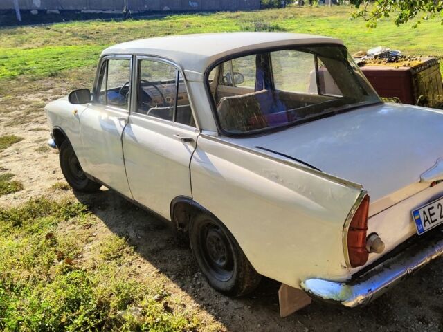 Белый Москвич / АЗЛК 408, объемом двигателя 1.5 л и пробегом 150 тыс. км за 363 $, фото 3 на Automoto.ua