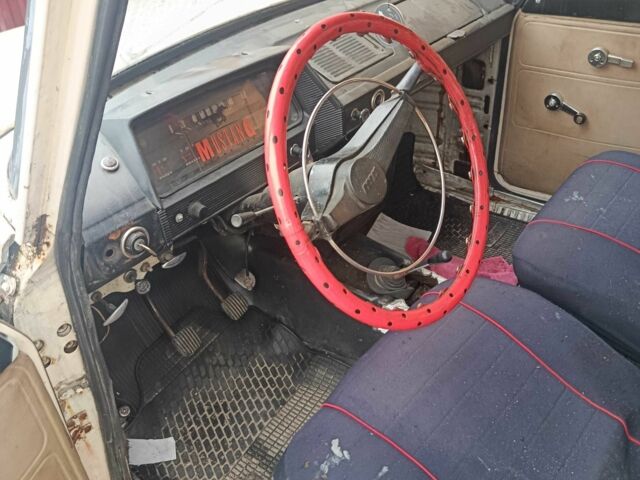 Белый Москвич / АЗЛК 412, объемом двигателя 1.6 л и пробегом 200 тыс. км за 320 $, фото 1 на Automoto.ua