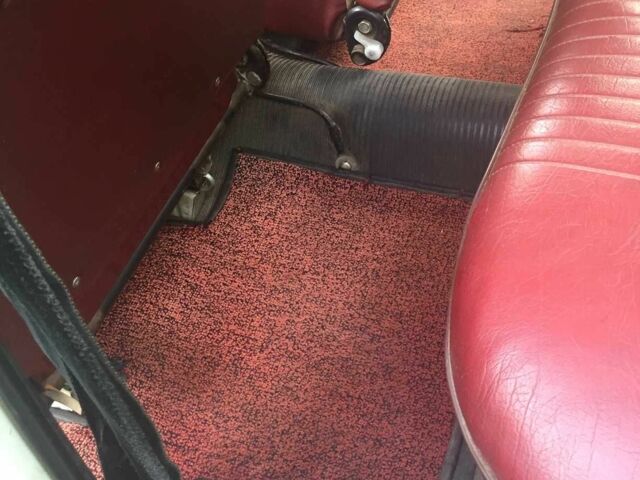 Белый Москвич / АЗЛК 412, объемом двигателя 1.5 л и пробегом 75 тыс. км за 498 $, фото 11 на Automoto.ua