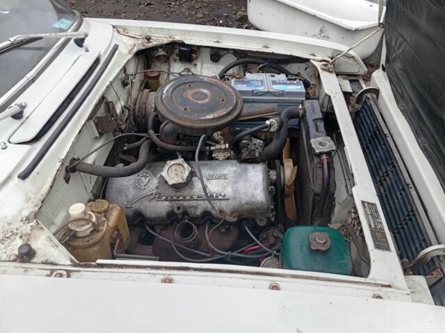 Белый Москвич / АЗЛК 412, объемом двигателя 1 л и пробегом 1000 тыс. км за 214 $, фото 1 на Automoto.ua