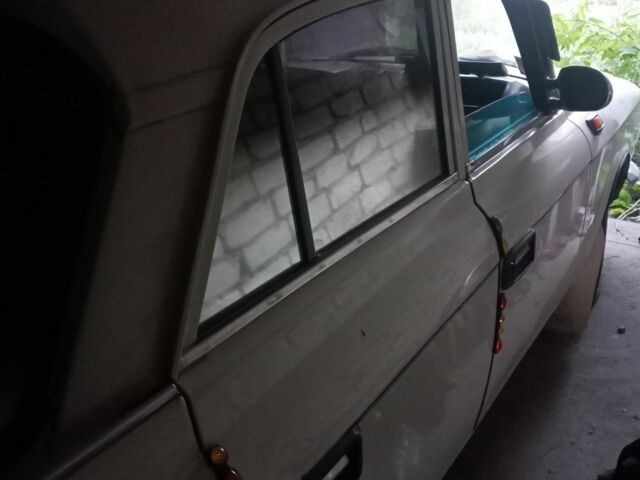 Белый Москвич / АЗЛК 412, объемом двигателя 0 л и пробегом 188 тыс. км за 500 $, фото 2 на Automoto.ua