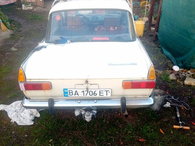Белый Москвич / АЗЛК 412, объемом двигателя 1.5 л и пробегом 11 тыс. км за 240 $, фото 2 на Automoto.ua