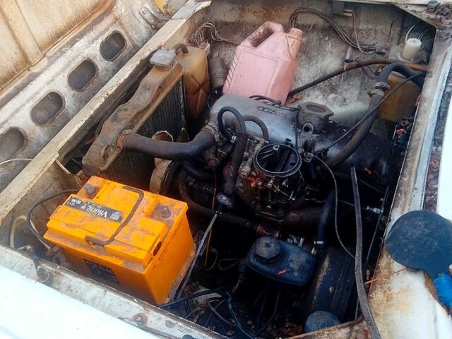 Білий Москвич / АЗЛК 412, об'ємом двигуна 1.5 л та пробігом 211 тис. км за 240 $, фото 5 на Automoto.ua