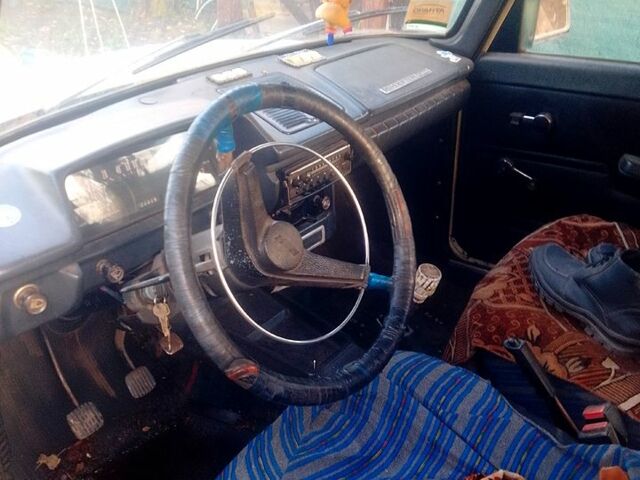 Білий Москвич / АЗЛК 412, об'ємом двигуна 1.5 л та пробігом 211 тис. км за 240 $, фото 4 на Automoto.ua