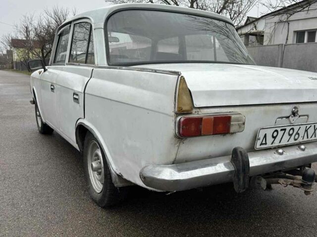 Белый Москвич / АЗЛК 412, объемом двигателя 1.5 л и пробегом 100 тыс. км за 300 $, фото 3 на Automoto.ua