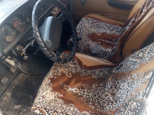 Белый Москвич / АЗЛК 412, объемом двигателя 1.5 л и пробегом 18 тыс. км за 355 $, фото 4 на Automoto.ua