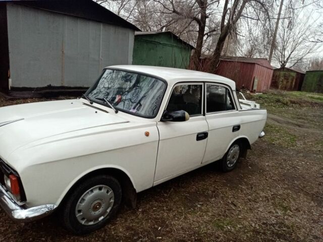 Белый Москвич / АЗЛК 412, объемом двигателя 1.5 л и пробегом 50 тыс. км за 726 $, фото 4 на Automoto.ua