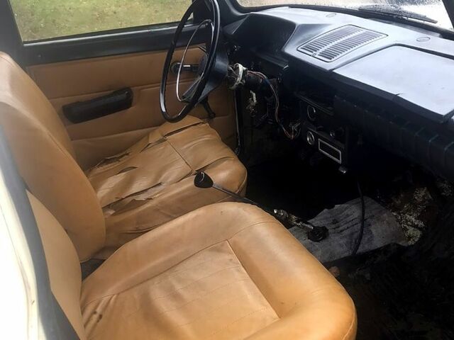 Москвич / АЗЛК 412 1991 в Сумах на Automoto.ua Белый Москвич / АЗЛК 412, объемом двигателя 1.5 л и пробегом 0 тыс. км за 400 $, фото 6 на Automoto.ua