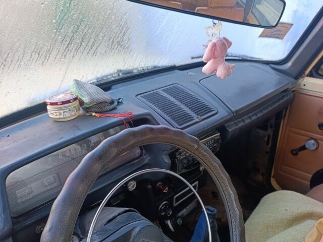 Бежевый Москвич / АЗЛК 412, объемом двигателя 0 л и пробегом 1000 тыс. км за 143 $, фото 3 на Automoto.ua