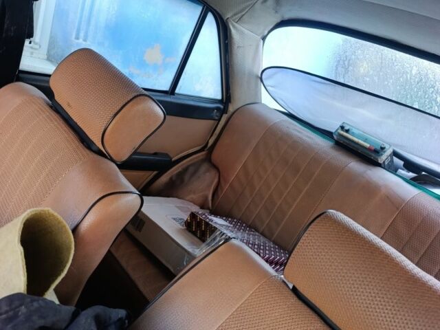 Бежевый Москвич / АЗЛК 412, объемом двигателя 0 л и пробегом 1000 тыс. км за 143 $, фото 2 на Automoto.ua