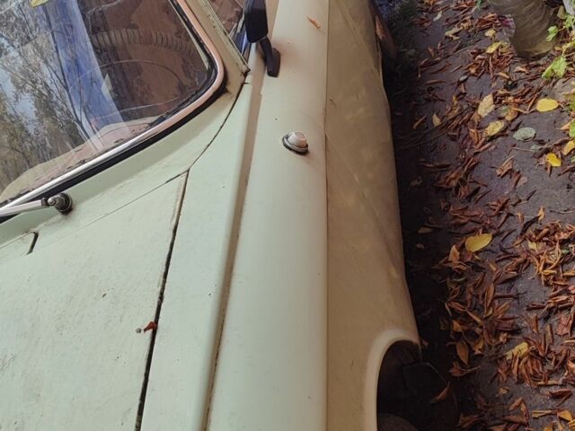 Бежевий Москвич / АЗЛК 412, об'ємом двигуна 0 л та пробігом 167 тис. км за 360 $, фото 5 на Automoto.ua